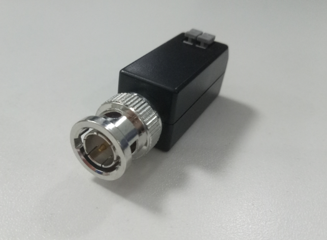 HIKVISION Video Balun DS-1H18 showing connection ports for CCTV video transmission