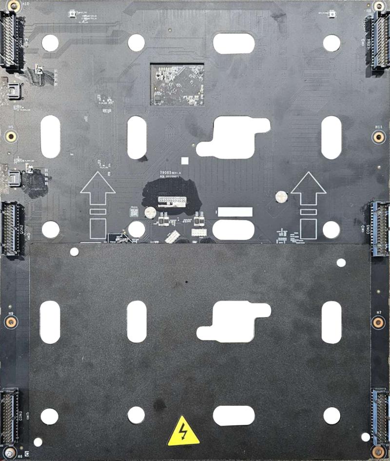 Hikvision indoor LED display DS-D40S-2F/H with 640x480mm screen, shown with its spare HUB for security and surveillance setups.